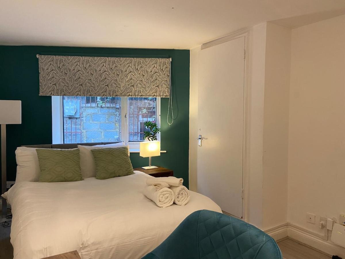 Appartamento Amazing Flat In Stylish&cosy Londra